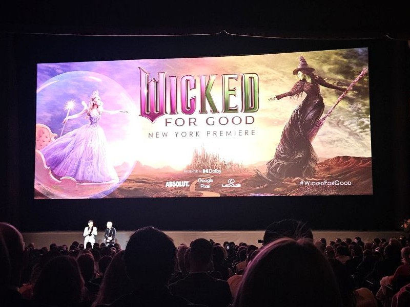 Setup for a screening of The Grinch (2018).